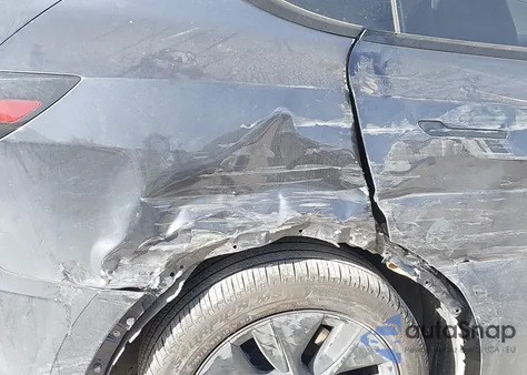 2024 Tesla Model Y Long Range Dual Motor All-Wheel Drive из США, поврежденный, VIN 7SAYGDEE4RA299775